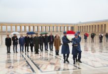 4 Aralık’da, TJOD yönetim kurulu üyelerimizle birlikte Anıtkabir’i ziyaret ettik.